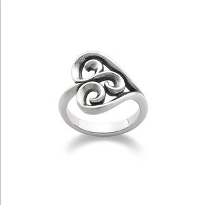 James Avery Swirl Heart Ring